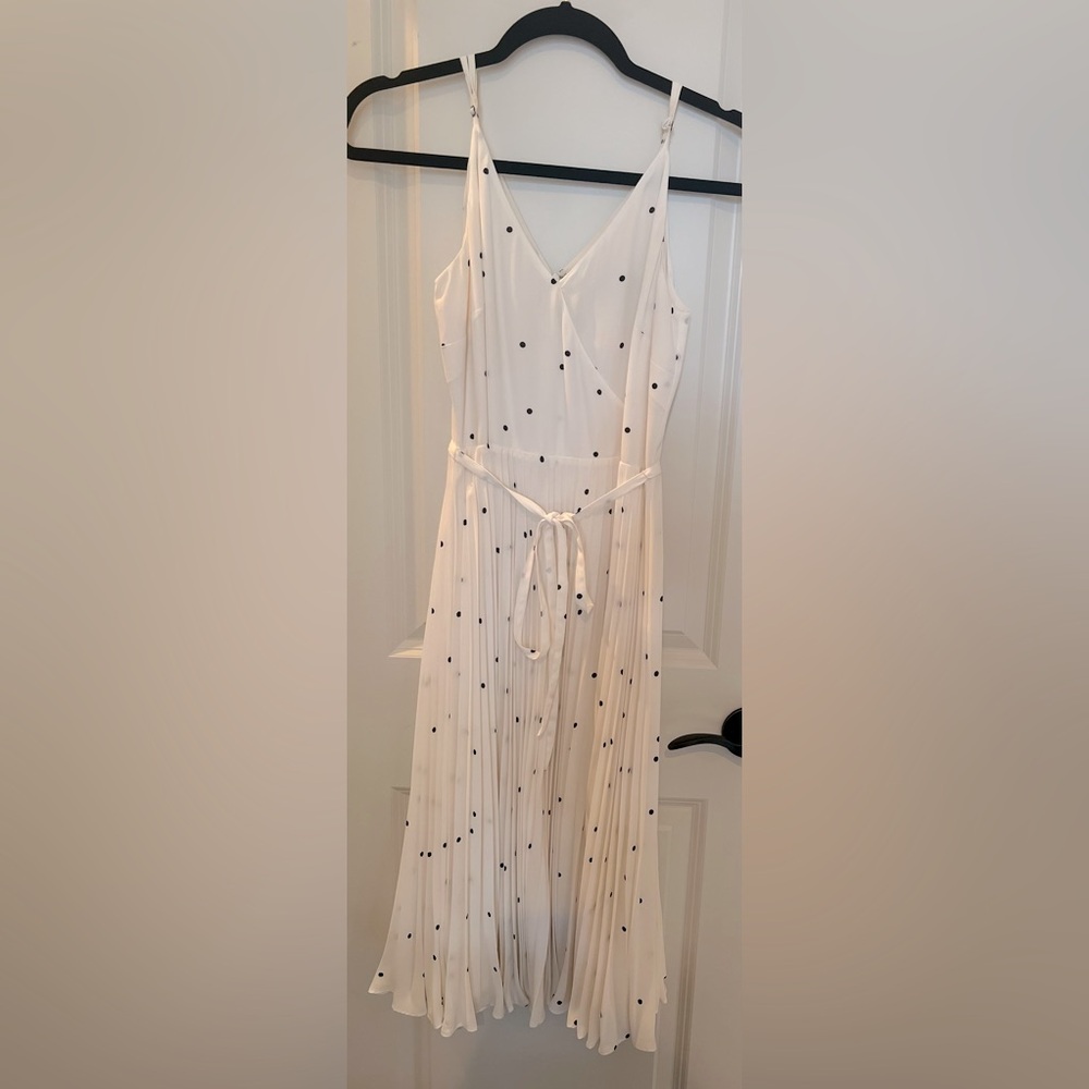 LOFT size 6P polka dot dress